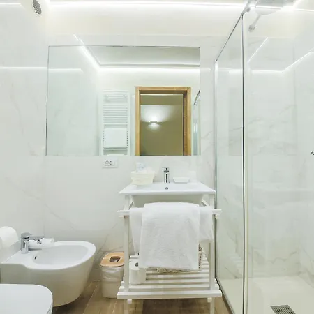 - Dragomanni With Garden Apartment *