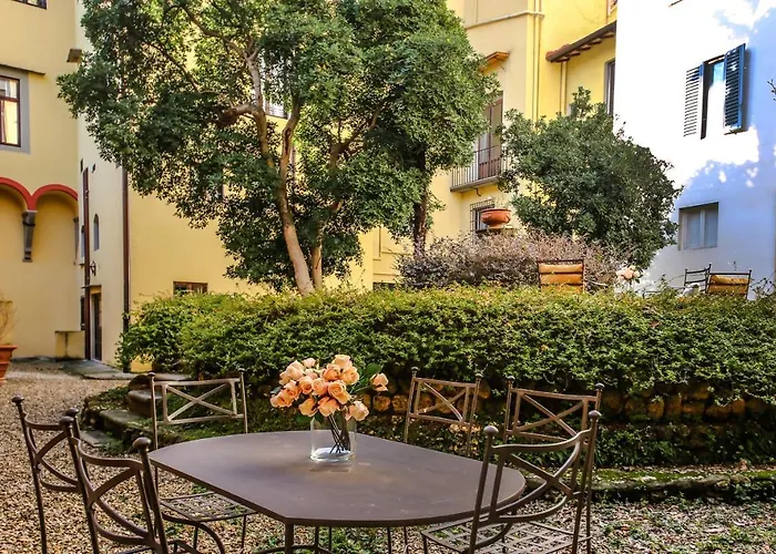 - Dragomanni With Garden